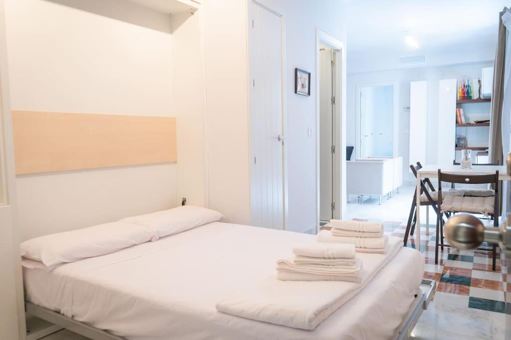 Apartamento Nuevo Junto A La Catedral De Sevilla Εξωτερικό φωτογραφία